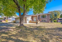 302 Manyaska Street N-Sherburn